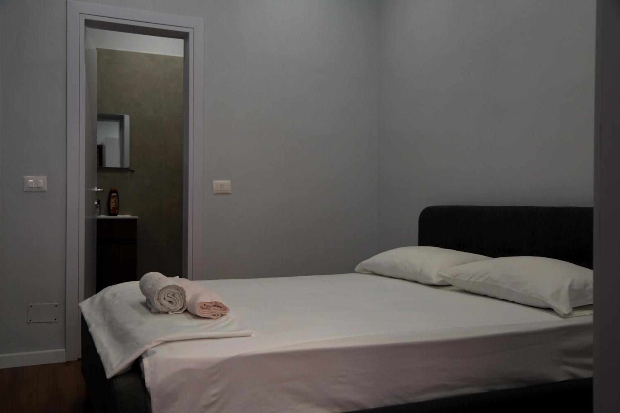 Be Solei Studio Apartments Sol 1 Тирана Екстериор снимка